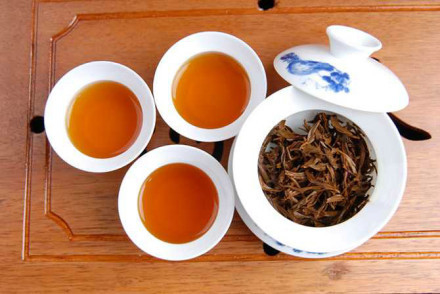 Jin Junmei 80g ingeblikte cadeau doos thee wuyi berg bloem klein zaad lianyun thee fabriek groothandel